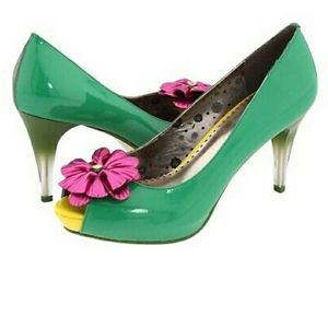 Poetic License Green Peep Toe Heels